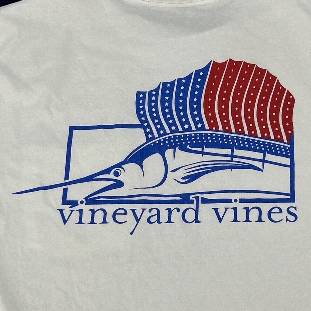 Vineyard Vines Shirt Men's S White Long Sleeve Crew Neck Pocket Tee Sailfish